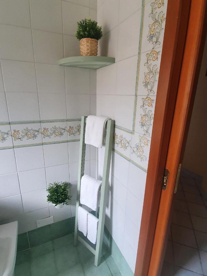 Bed and Breakfast La Finestra Sul Mare Искья Экстерьер фото